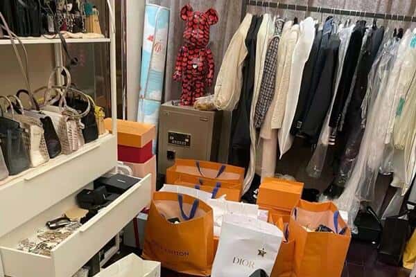 于都县回收一线品牌衣服